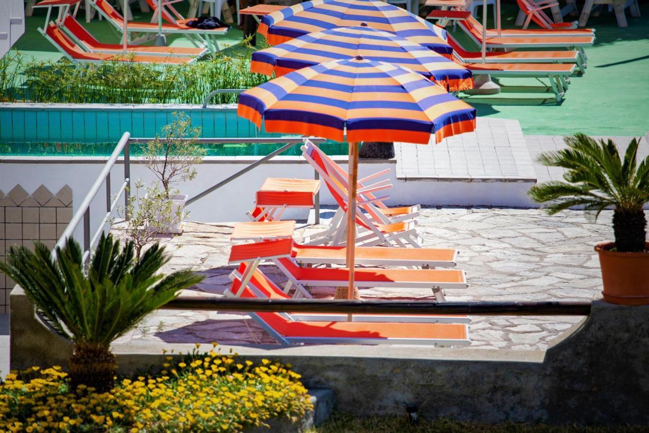 Hotel La Mandorla Barano d'Ischia ภายนอก รูปภาพ