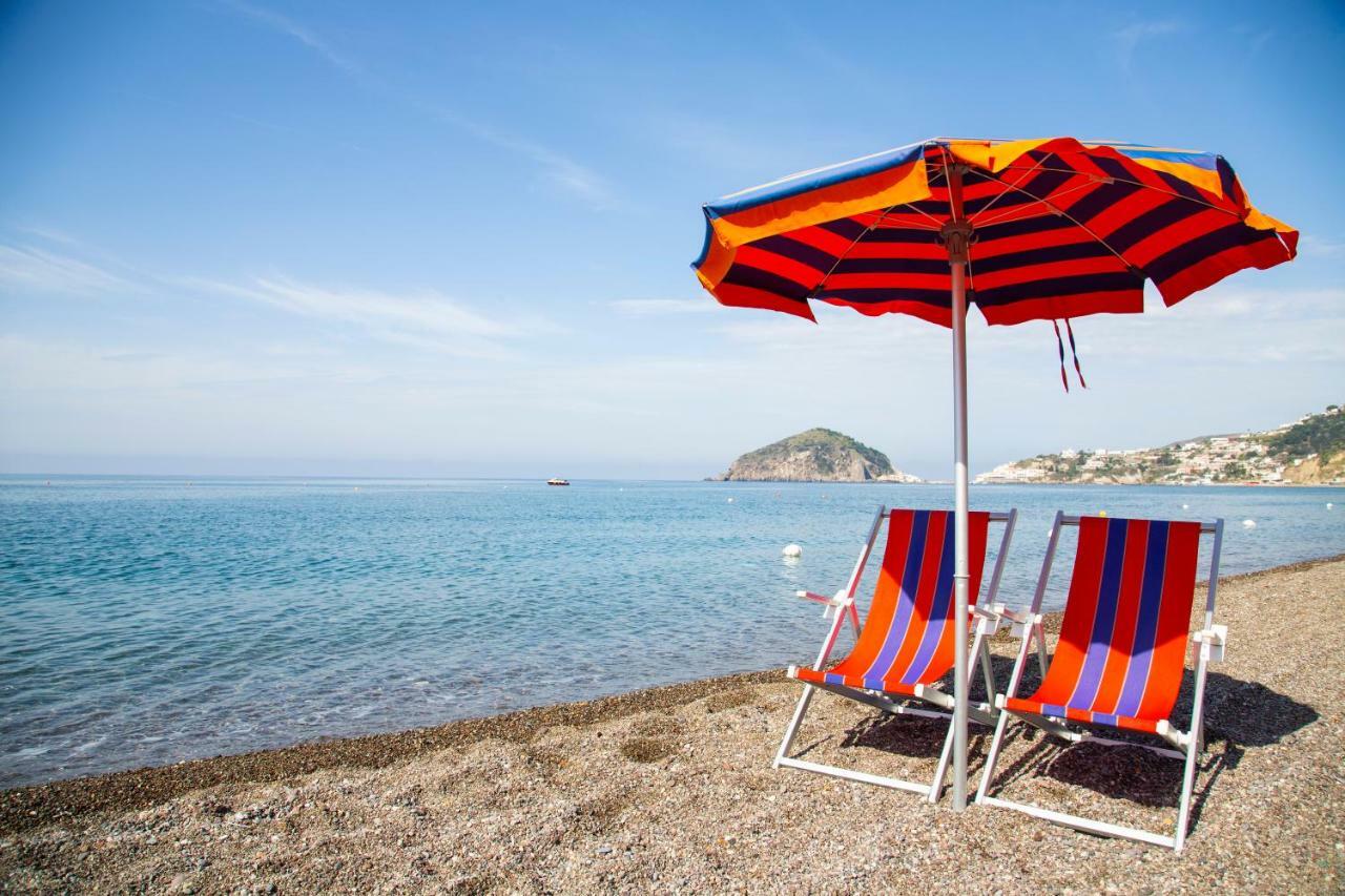 Hotel La Mandorla Barano d'Ischia ภายนอก รูปภาพ